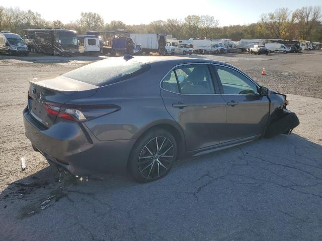 Photo 2 VIN: 4T1T11AK2NU706981 - TOYOTA CAMRY SE 