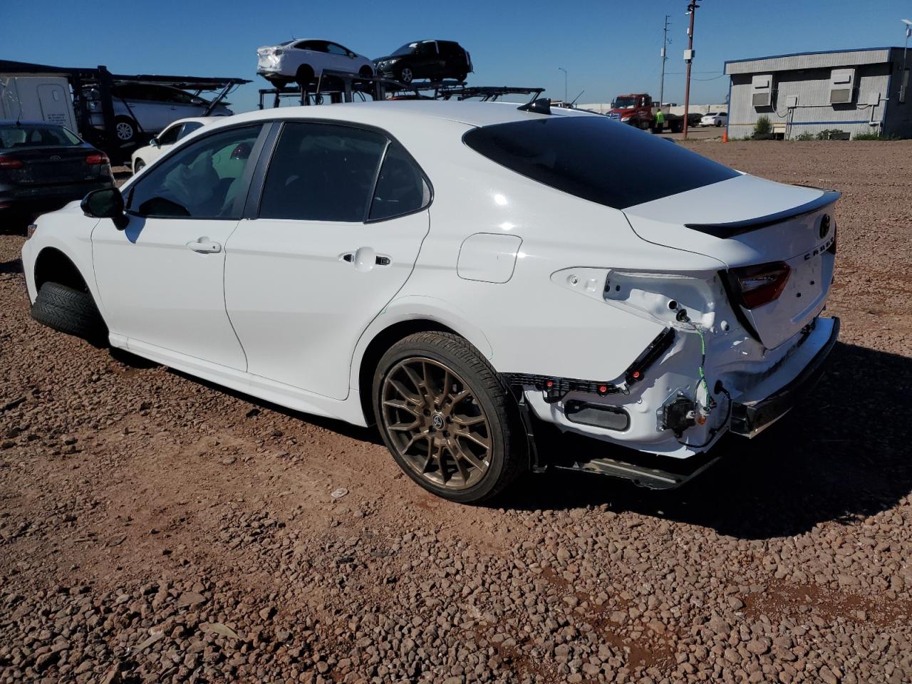 Photo 1 VIN: 4T1T11AK2RU208947 - TOYOTA CAMRY 