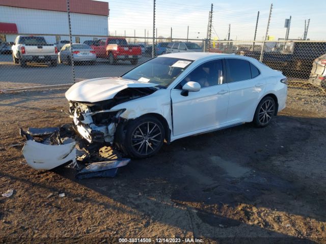 Photo 1 VIN: 4T1T11AK3MU556460 - TOYOTA CAMRY 