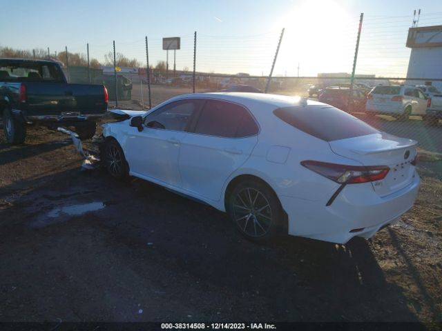 Photo 2 VIN: 4T1T11AK3MU556460 - TOYOTA CAMRY 