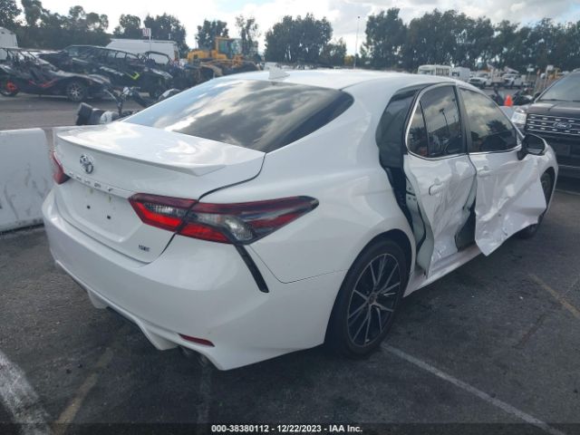 Photo 3 VIN: 4T1T11AK3NU010257 - TOYOTA CAMRY 