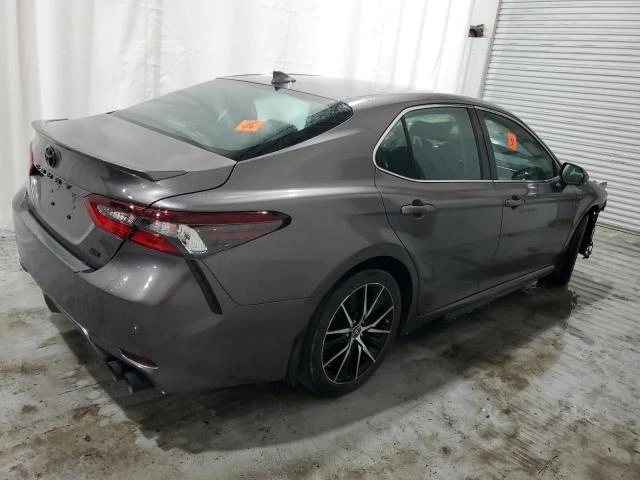 Photo 2 VIN: 4T1T11AK3NU625780 - TOYOTA CAMRY SE 