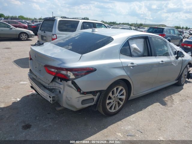 Photo 3 VIN: 4T1T11AK3PU110636 - TOYOTA CAMRY 