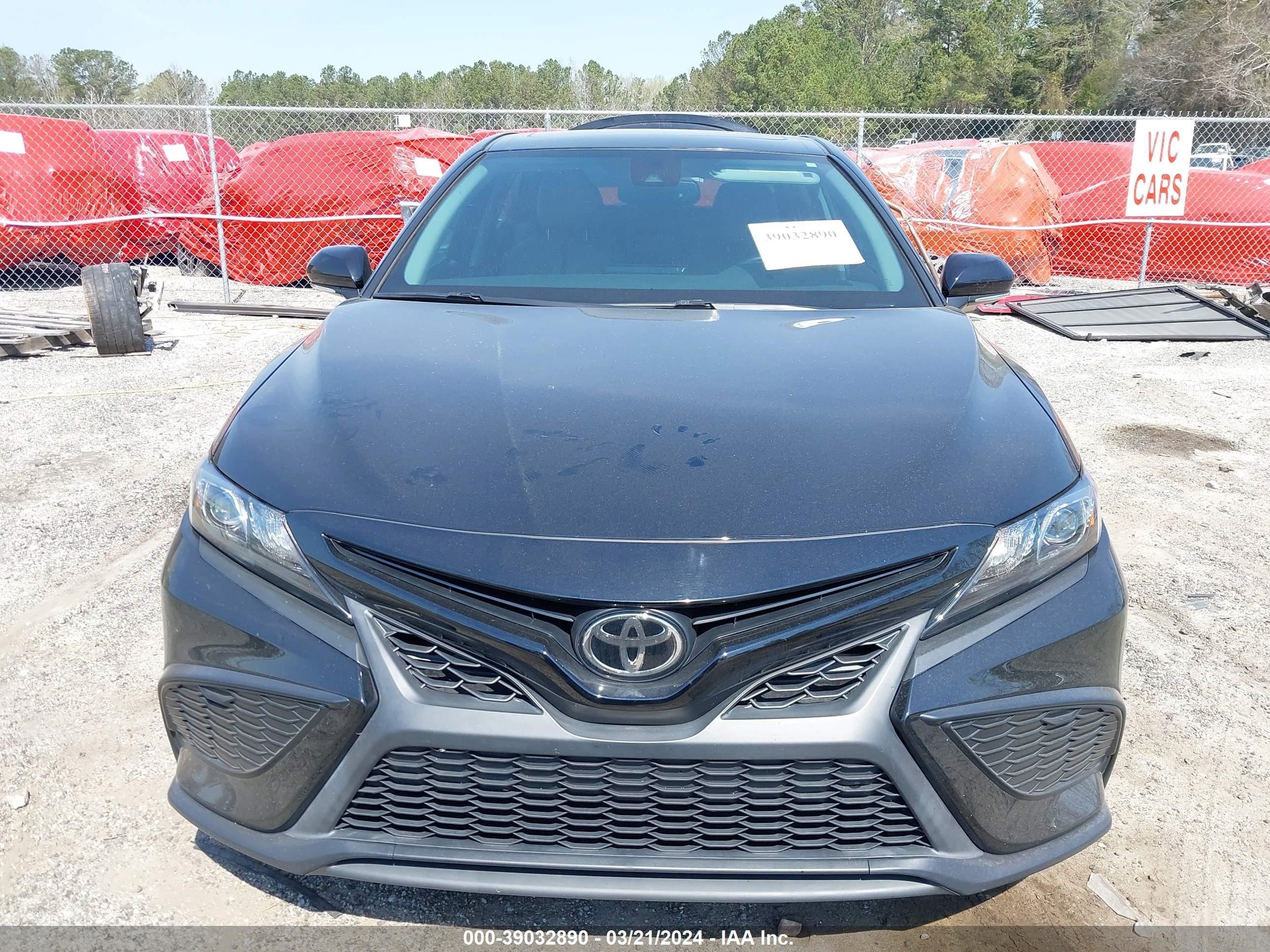 Photo 11 VIN: 4T1T11AK4MU565877 - TOYOTA CAMRY 