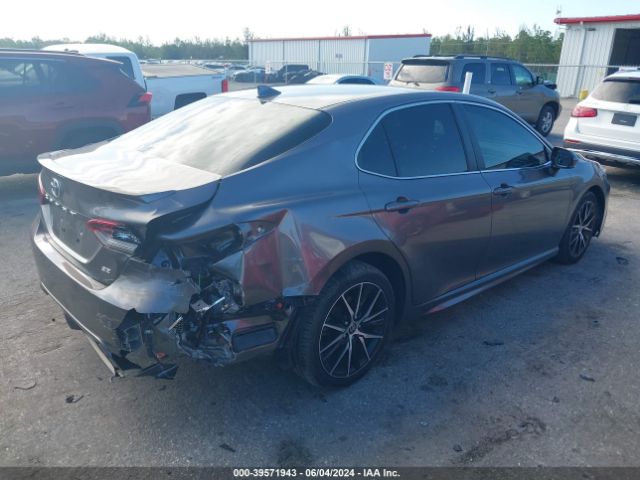 Photo 3 VIN: 4T1T11AK4NU057880 - TOYOTA CAMRY 