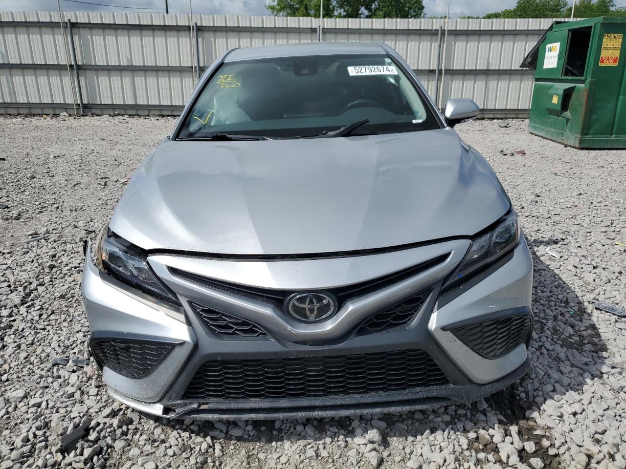 Photo 4 VIN: 4T1T11AK4NU647464 - TOYOTA CAMRY 