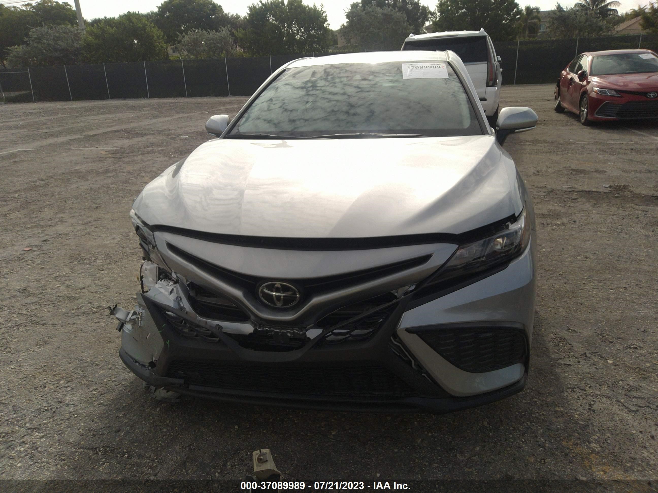 Photo 11 VIN: 4T1T11AK4PU814389 - TOYOTA CAMRY 