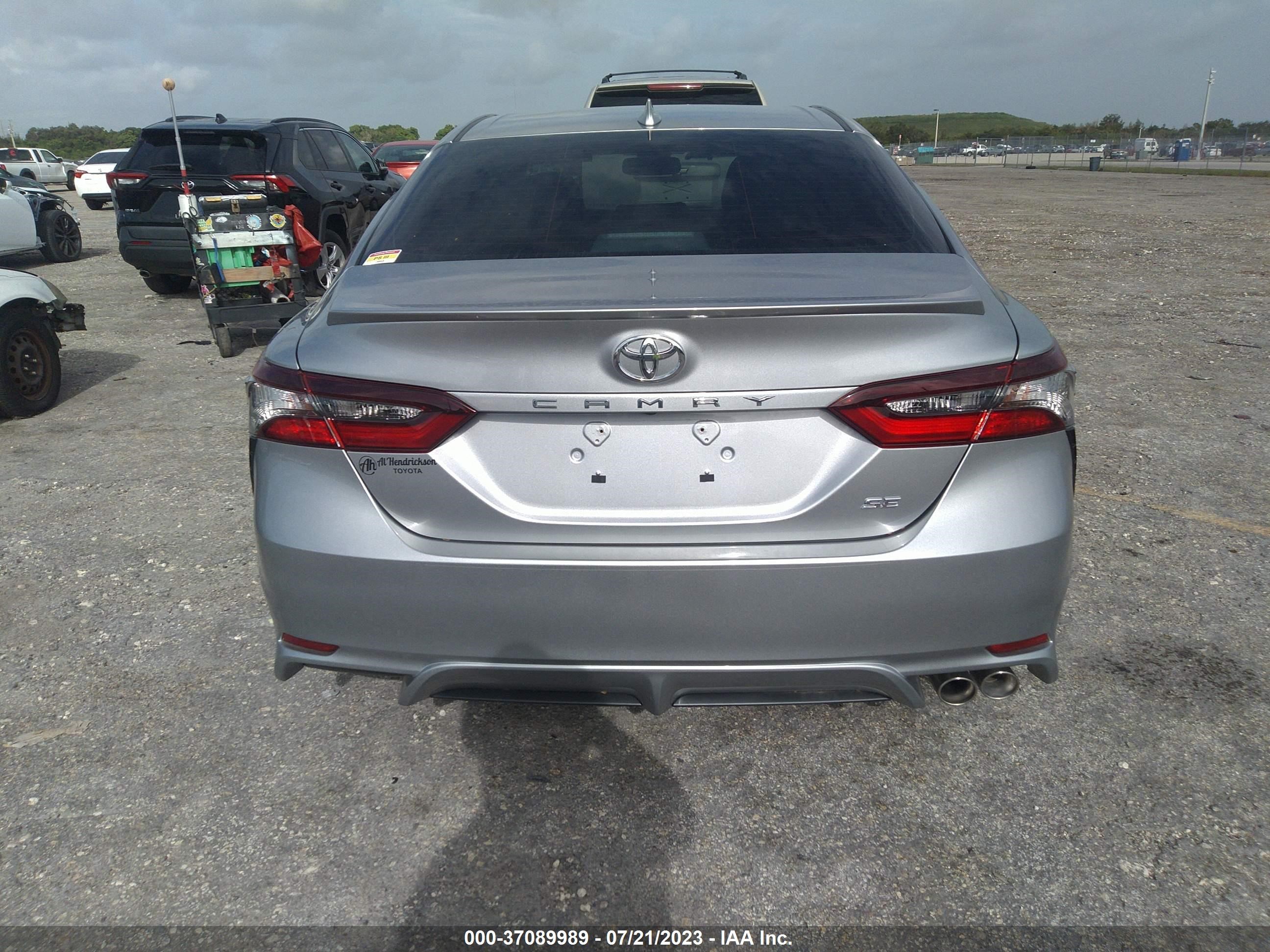 Photo 15 VIN: 4T1T11AK4PU814389 - TOYOTA CAMRY 