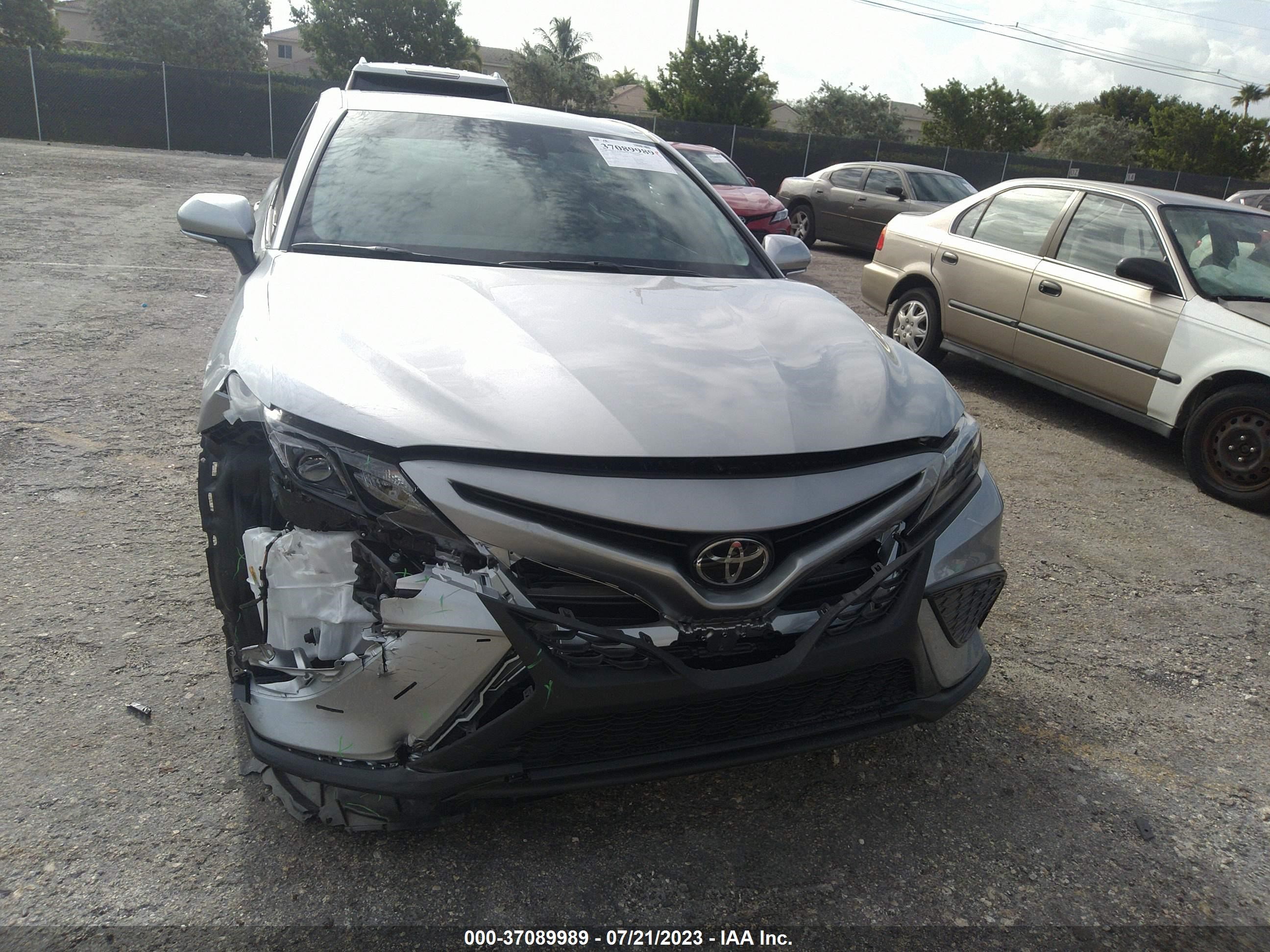 Photo 5 VIN: 4T1T11AK4PU814389 - TOYOTA CAMRY 