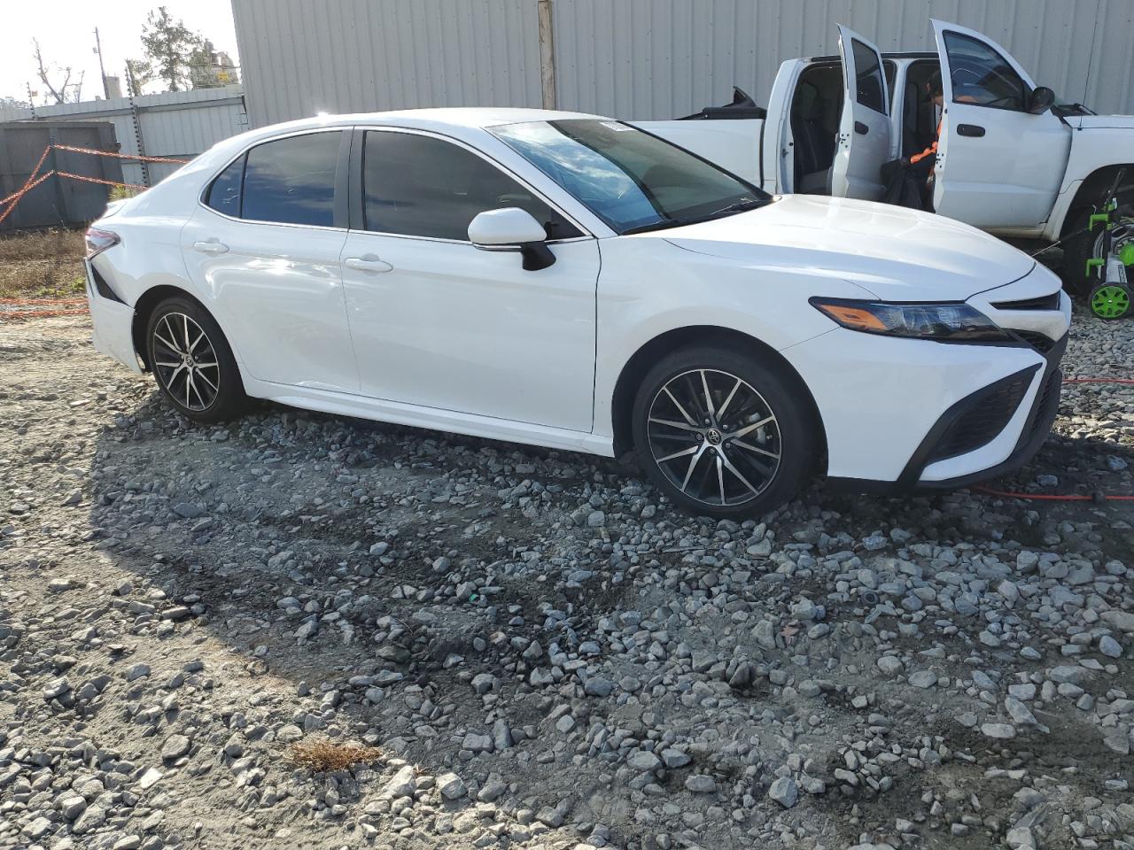 Photo 3 VIN: 4T1T11AK5MU531723 - TOYOTA CAMRY 