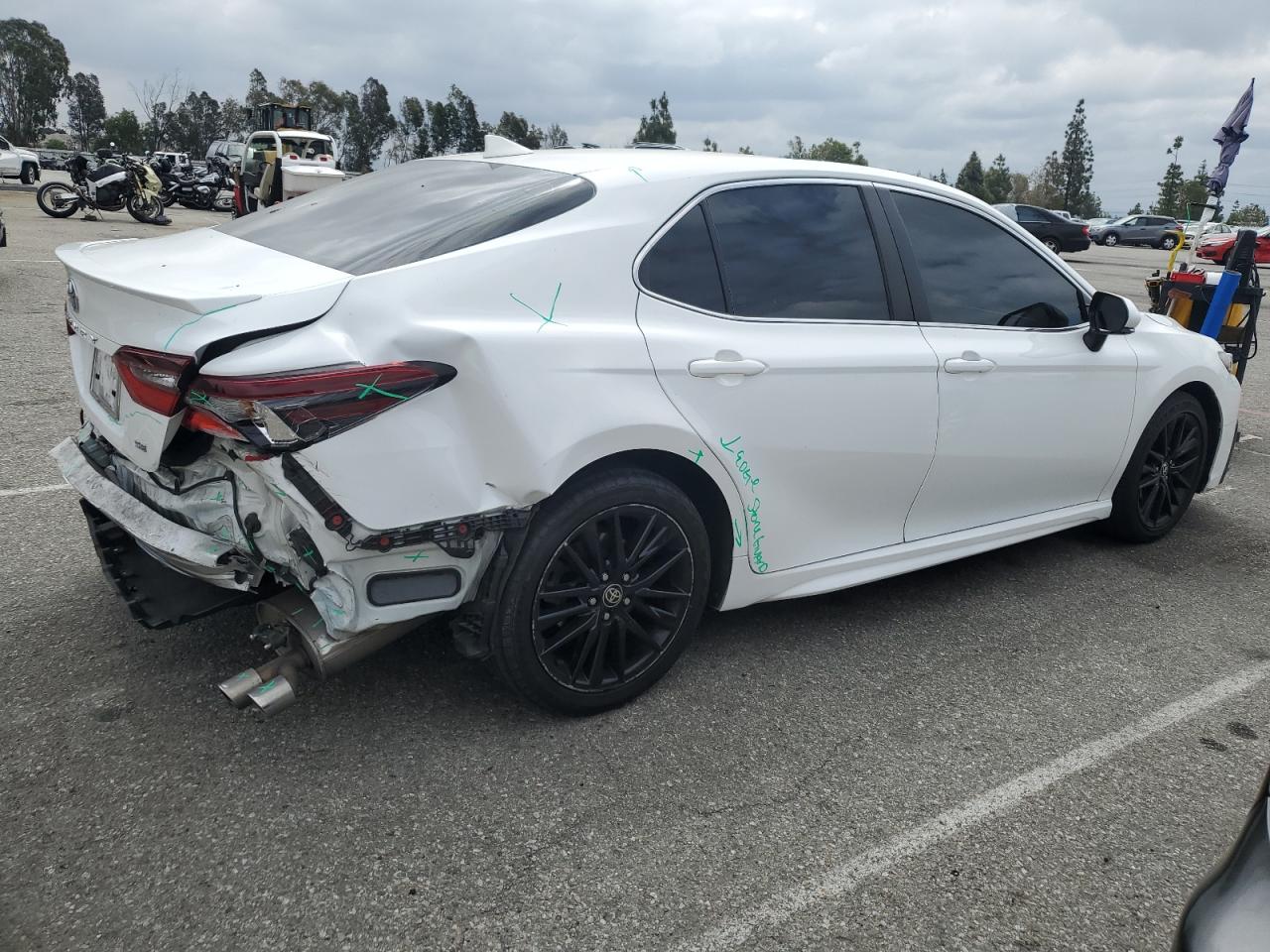 Photo 2 VIN: 4T1T11AK5MU546870 - TOYOTA CAMRY 