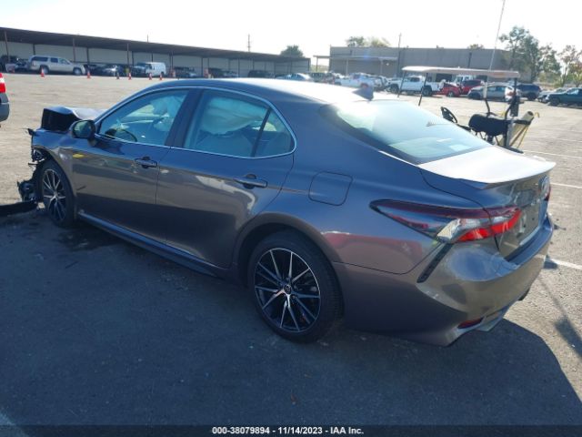 Photo 2 VIN: 4T1T11AK5MU557903 - TOYOTA CAMRY 