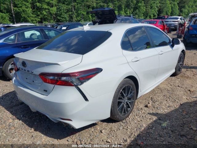 Photo 3 VIN: 4T1T11AK5NU022393 - TOYOTA CAMRY 