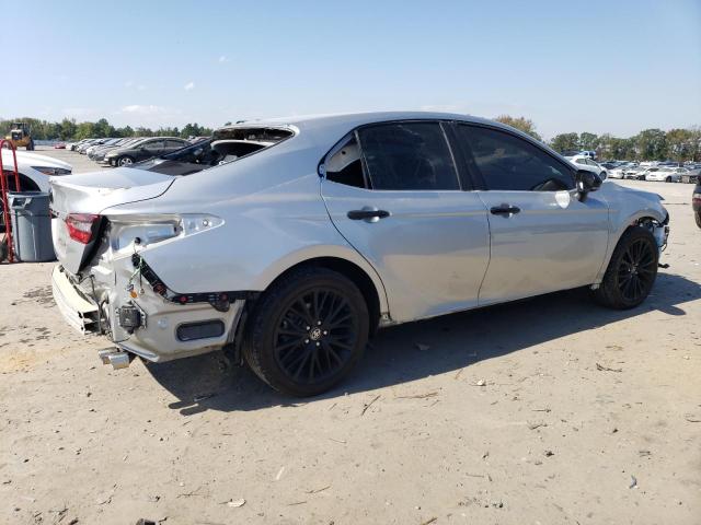 Photo 2 VIN: 4T1T11AK5NU057225 - TOYOTA CAMRY SE 