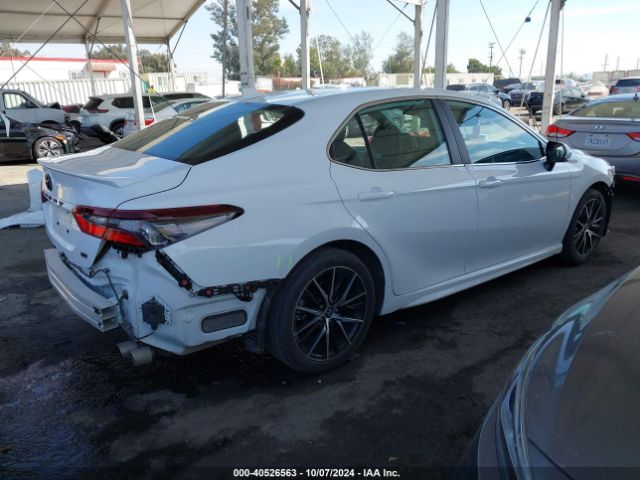 Photo 3 VIN: 4T1T11AK5PU817592 - TOYOTA CAMRY 