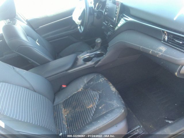 Photo 4 VIN: 4T1T11AK6MU521850 - TOYOTA CAMRY 