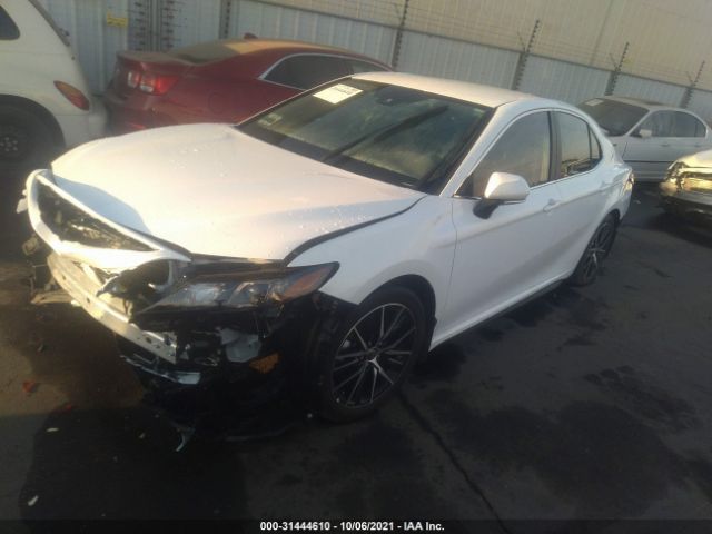 Photo 1 VIN: 4T1T11AK6MU558123 - TOYOTA CAMRY 