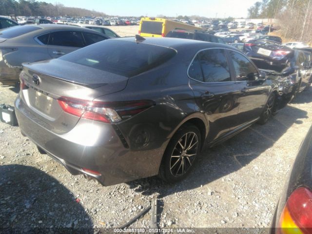 Photo 3 VIN: 4T1T11AK6MU566836 - TOYOTA CAMRY 