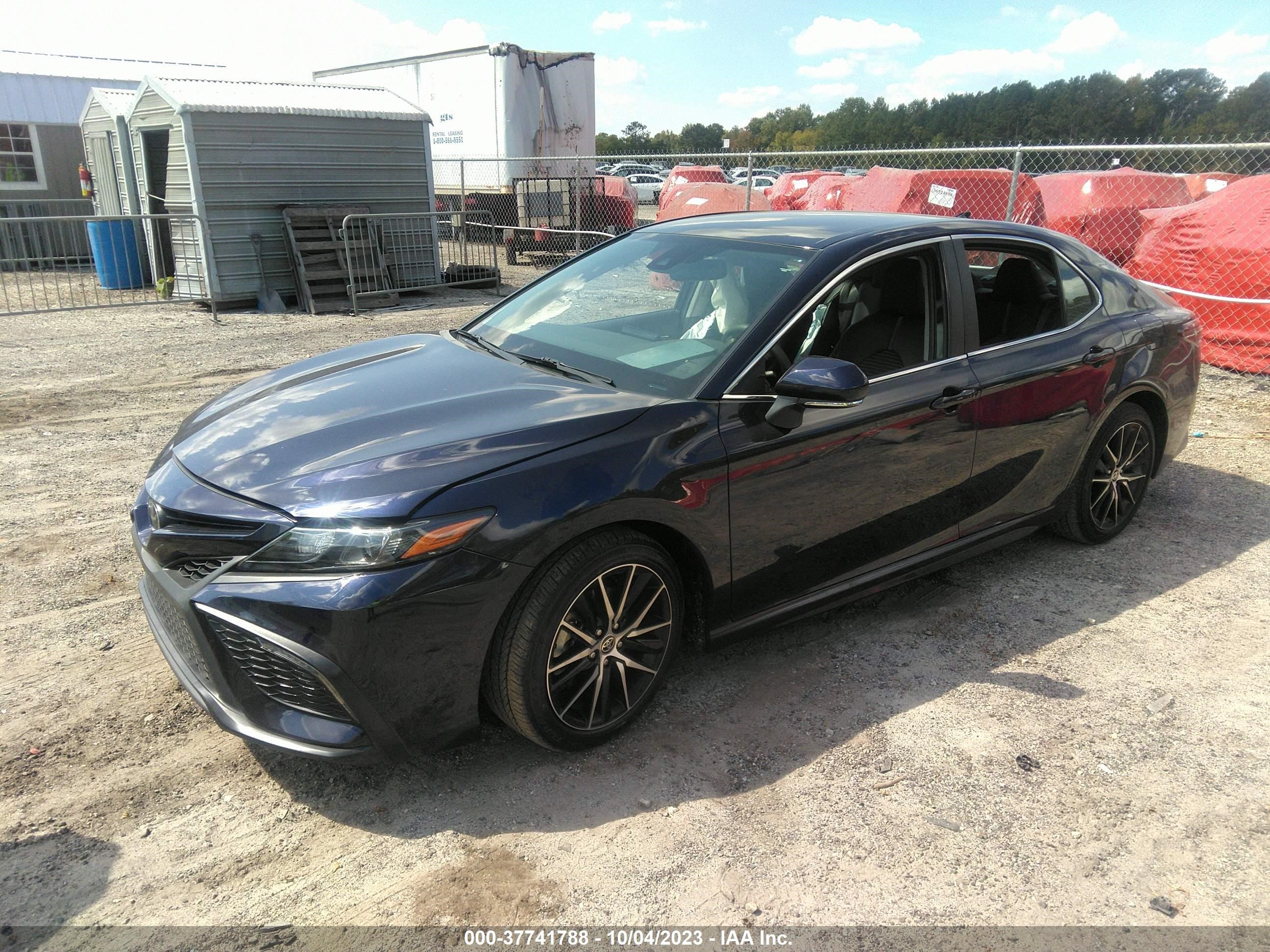 Photo 1 VIN: 4T1T11AK6NU051885 - TOYOTA CAMRY 