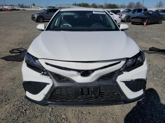 Photo 4 VIN: 4T1T11AK6PU823580 - TOYOTA CAMRY 