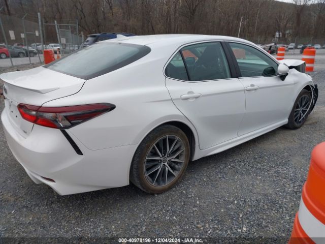 Photo 3 VIN: 4T1T11AK6RU845386 - TOYOTA CAMRY 