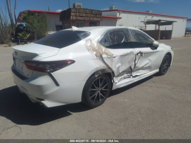 Photo 3 VIN: 4T1T11AK7NU076567 - TOYOTA CAMRY 