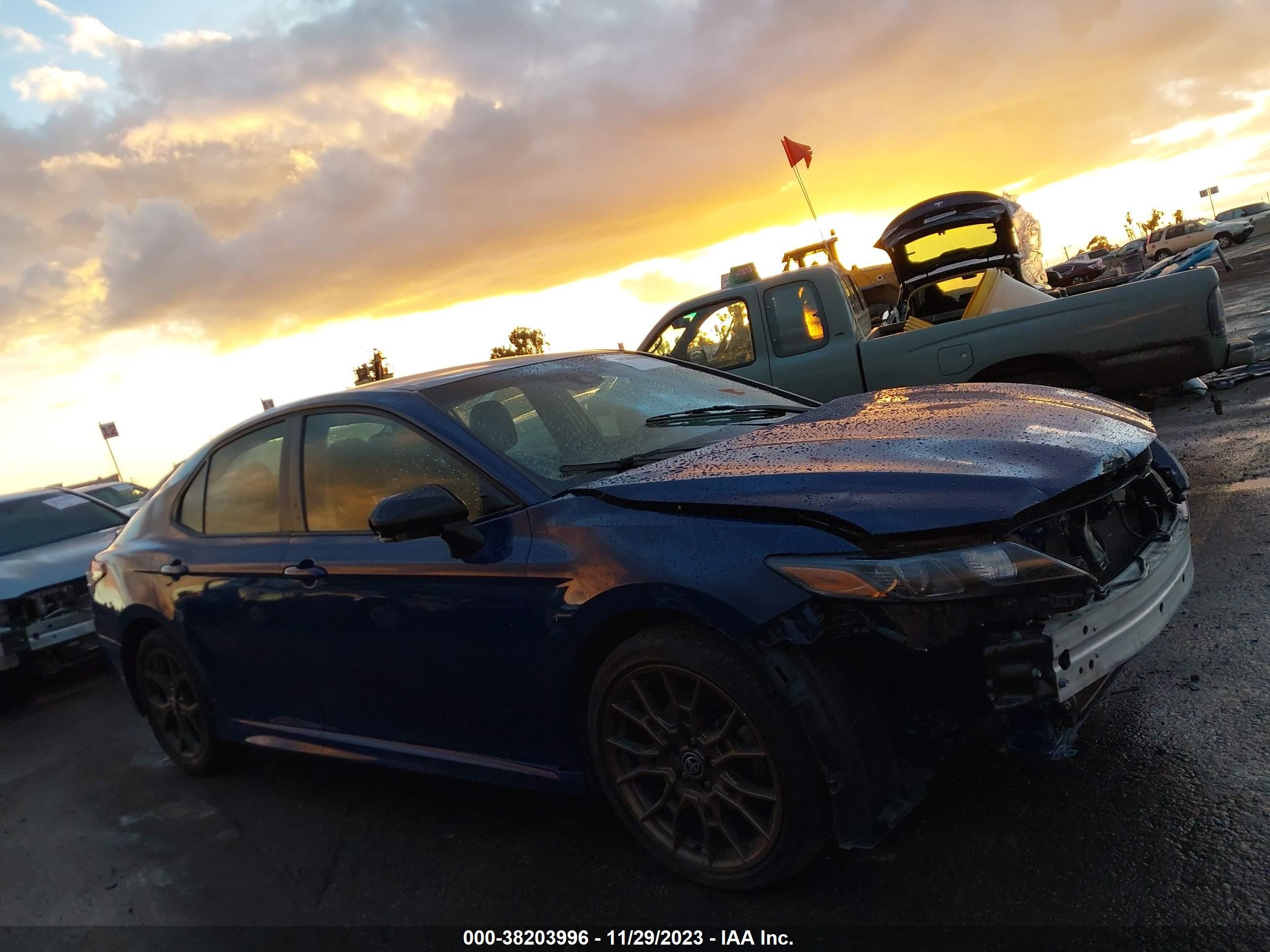 Photo 12 VIN: 4T1T11AK7PU137452 - TOYOTA CAMRY 