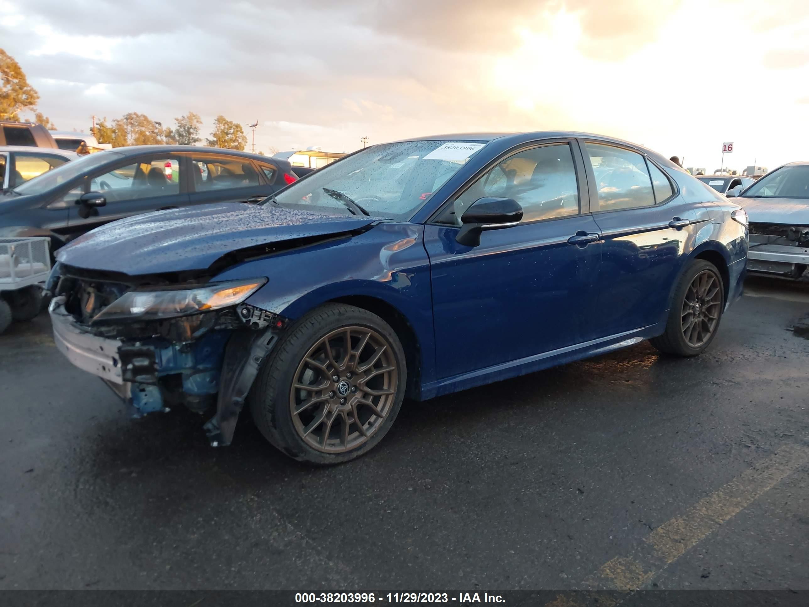 Photo 2 VIN: 4T1T11AK7PU137452 - TOYOTA CAMRY 