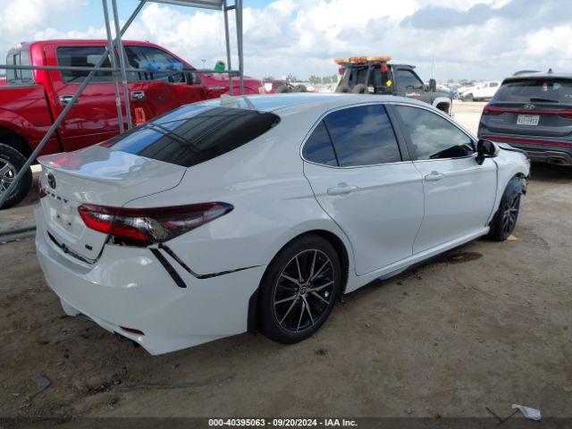 Photo 3 VIN: 4T1T11AK7RU906941 - TOYOTA CAMRY 