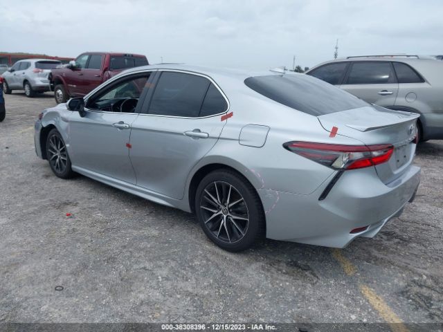 Photo 2 VIN: 4T1T11AK8NU623619 - TOYOTA CAMRY 