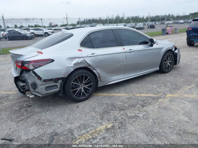 Photo 3 VIN: 4T1T11AK8NU623619 - TOYOTA CAMRY 