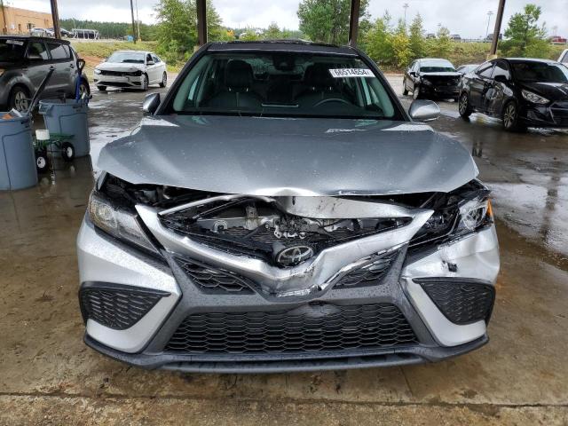 Photo 4 VIN: 4T1T11AK8NU689510 - TOYOTA CAMRY SE 