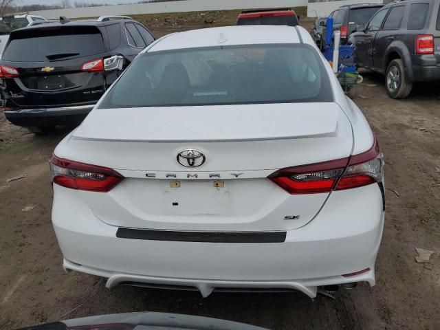 Photo 5 VIN: 4T1T11AK9NU643619 - TOYOTA CAMRY SE 