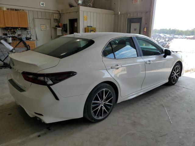 Photo 2 VIN: 4T1T11AK9NU698698 - TOYOTA CAMRY SE 