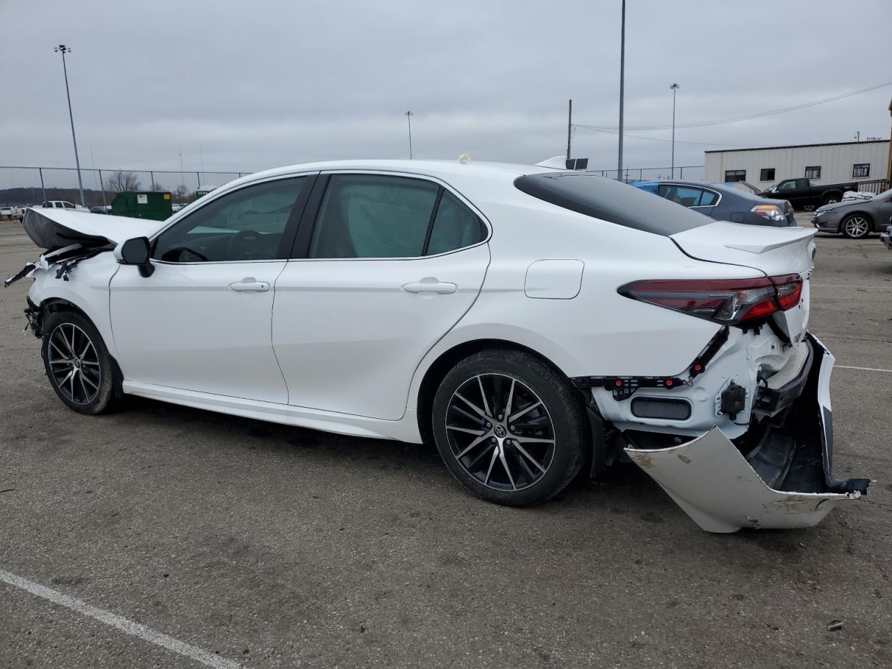 Photo 1 VIN: 4T1T11AK9PU747255 - TOYOTA CAMRY 