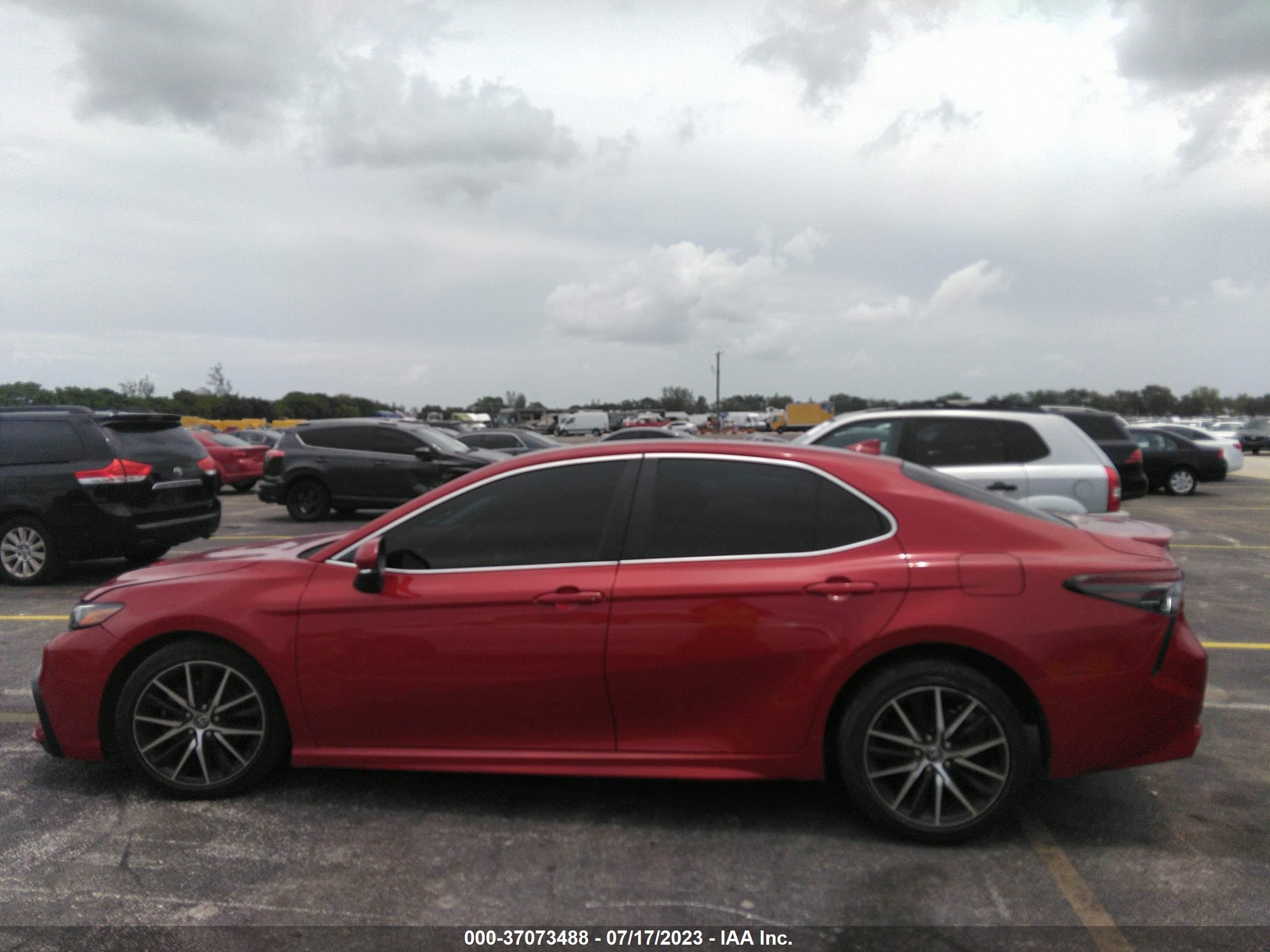 Photo 14 VIN: 4T1T11AKXMU474094 - TOYOTA CAMRY 