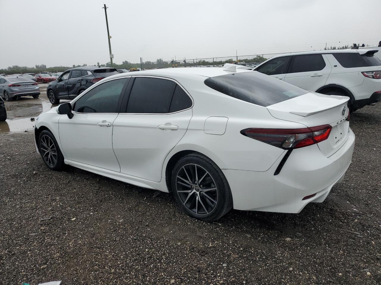 Photo 1 VIN: 4T1T11AKXMU475178 - TOYOTA CAMRY 