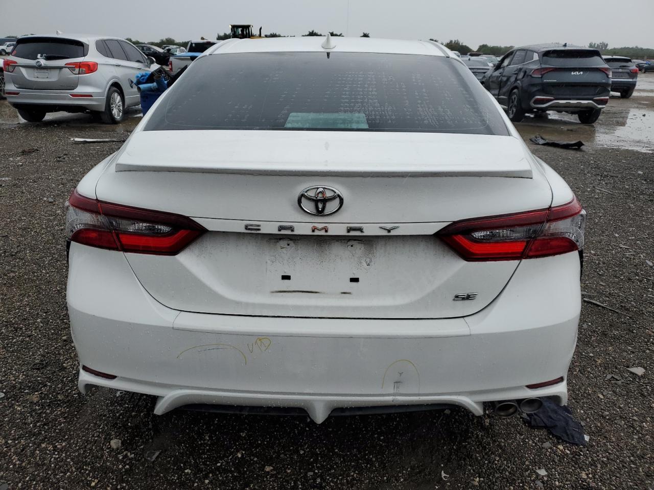 Photo 5 VIN: 4T1T11AKXMU475178 - TOYOTA CAMRY 