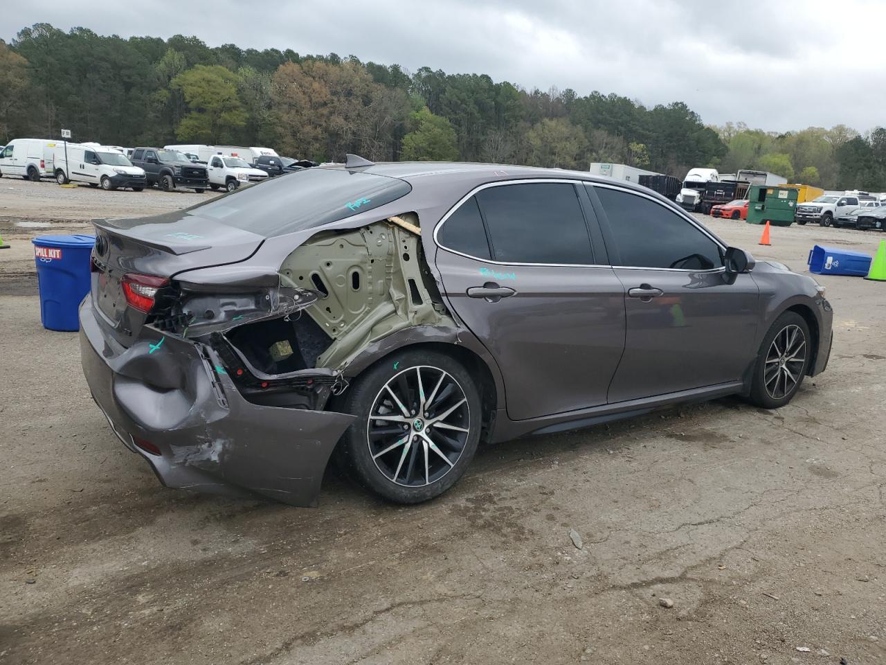 Photo 2 VIN: 4T1T11AKXMU614046 - TOYOTA CAMRY 