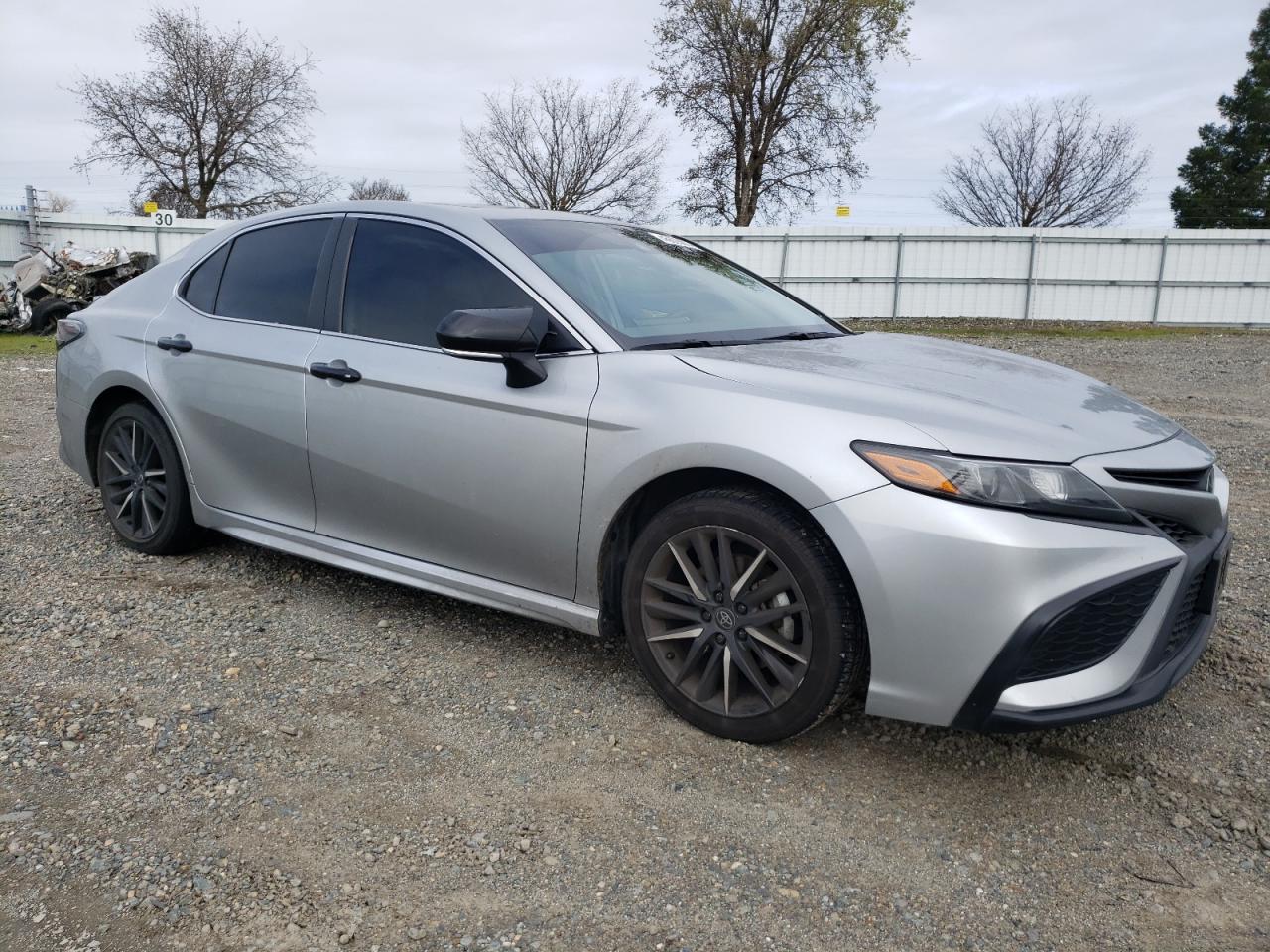 Photo 3 VIN: 4T1T11AKXNU637117 - TOYOTA CAMRY 