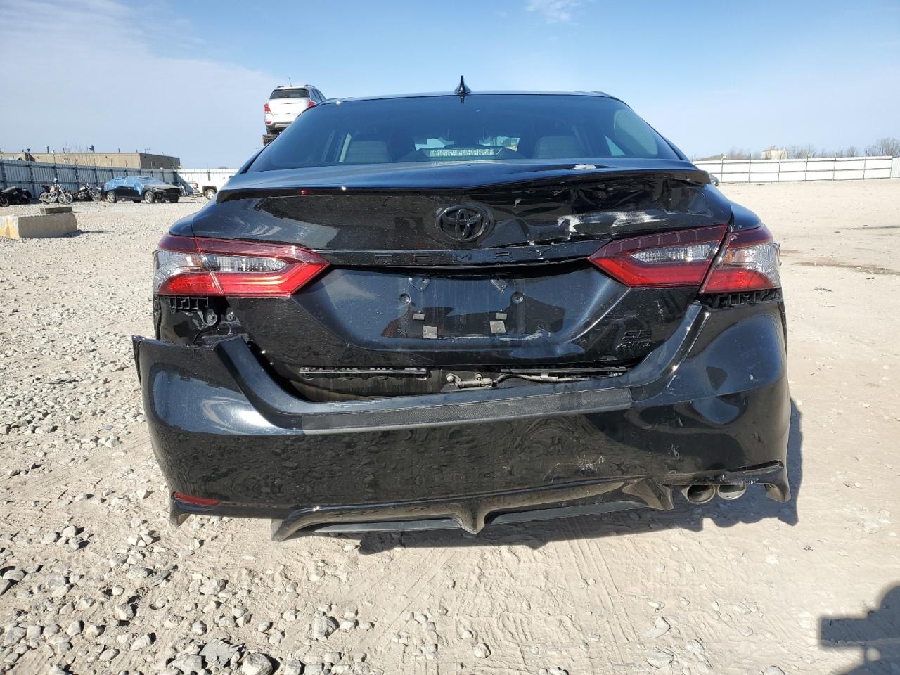 Photo 5 VIN: 4T1T11BK0NU070284 - TOYOTA CAMRY 