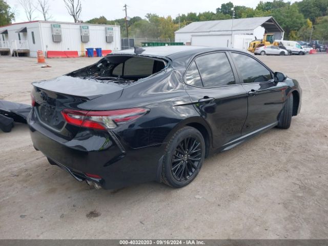 Photo 3 VIN: 4T1T11BK2MU046373 - TOYOTA CAMRY 