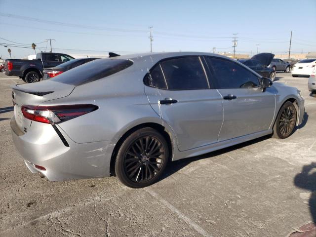 Photo 2 VIN: 4T1T11BK5NU061886 - TOYOTA CAMRY SE 