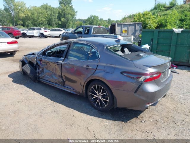 Photo 2 VIN: 4T1T11BK6NU060262 - TOYOTA CAMRY 