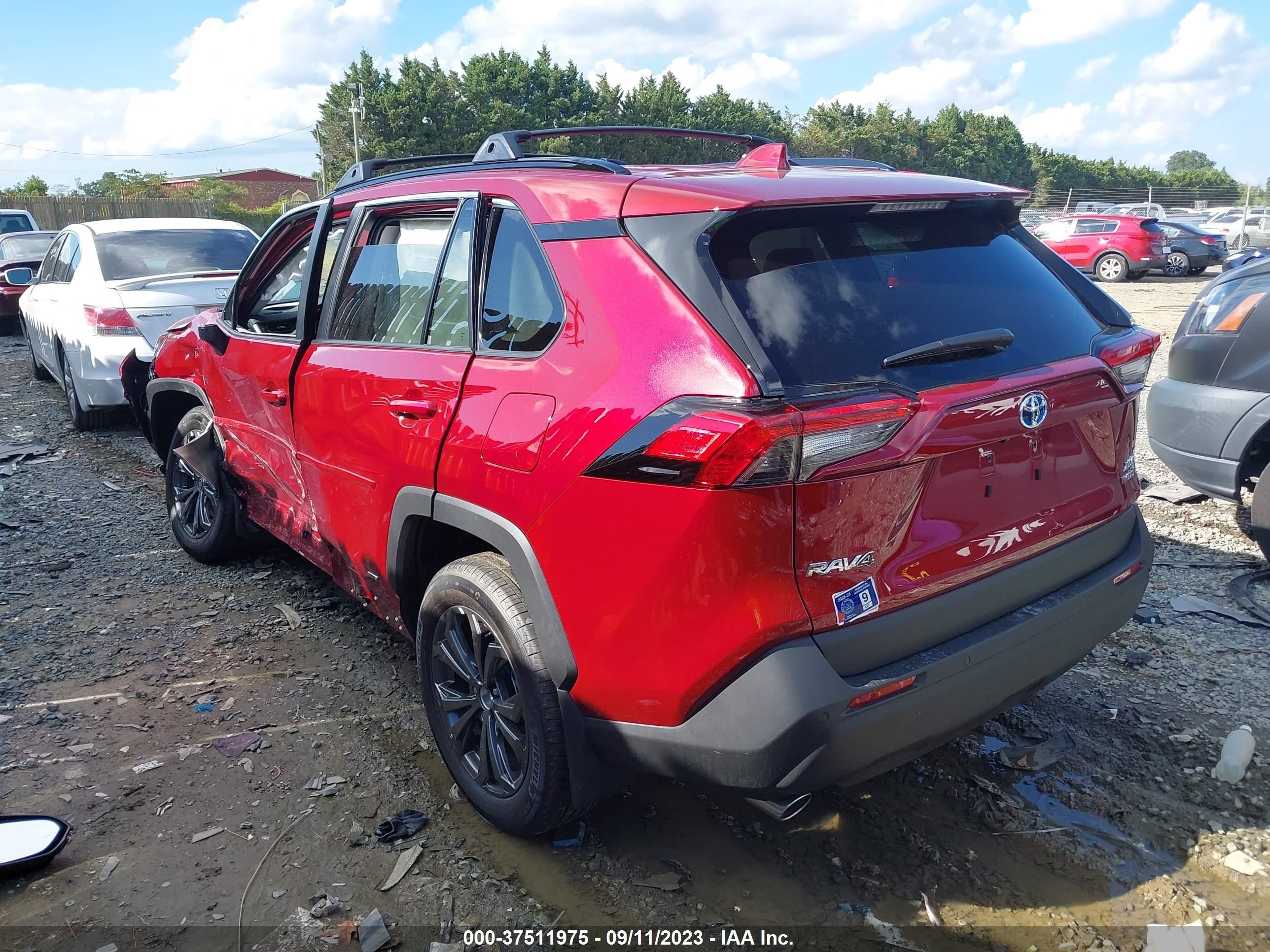 Photo 2 VIN: 4T3B6RFV3PU127653 - TOYOTA RAV 4 