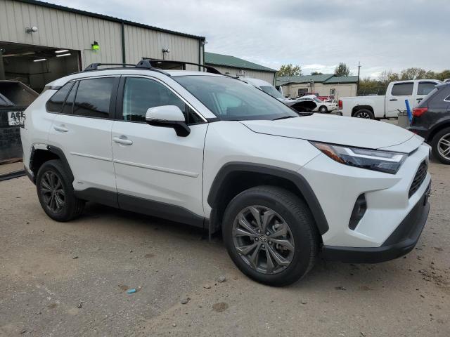 Photo 3 VIN: 4T3B6RFV4RU155576 - TOYOTA RAV4 XLE P 