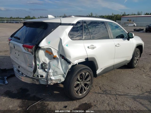 Photo 3 VIN: 4T3B6RFV5PU121837 - TOYOTA RAV4 