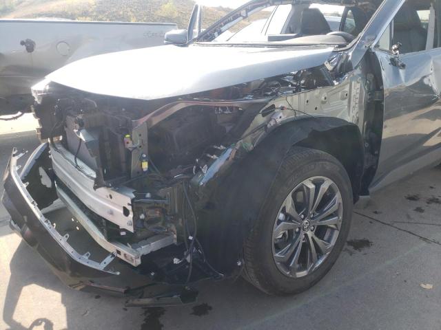 Photo 8 VIN: 4T3B6RFV6NU081233 - TOYOTA RAV4 XLE P 