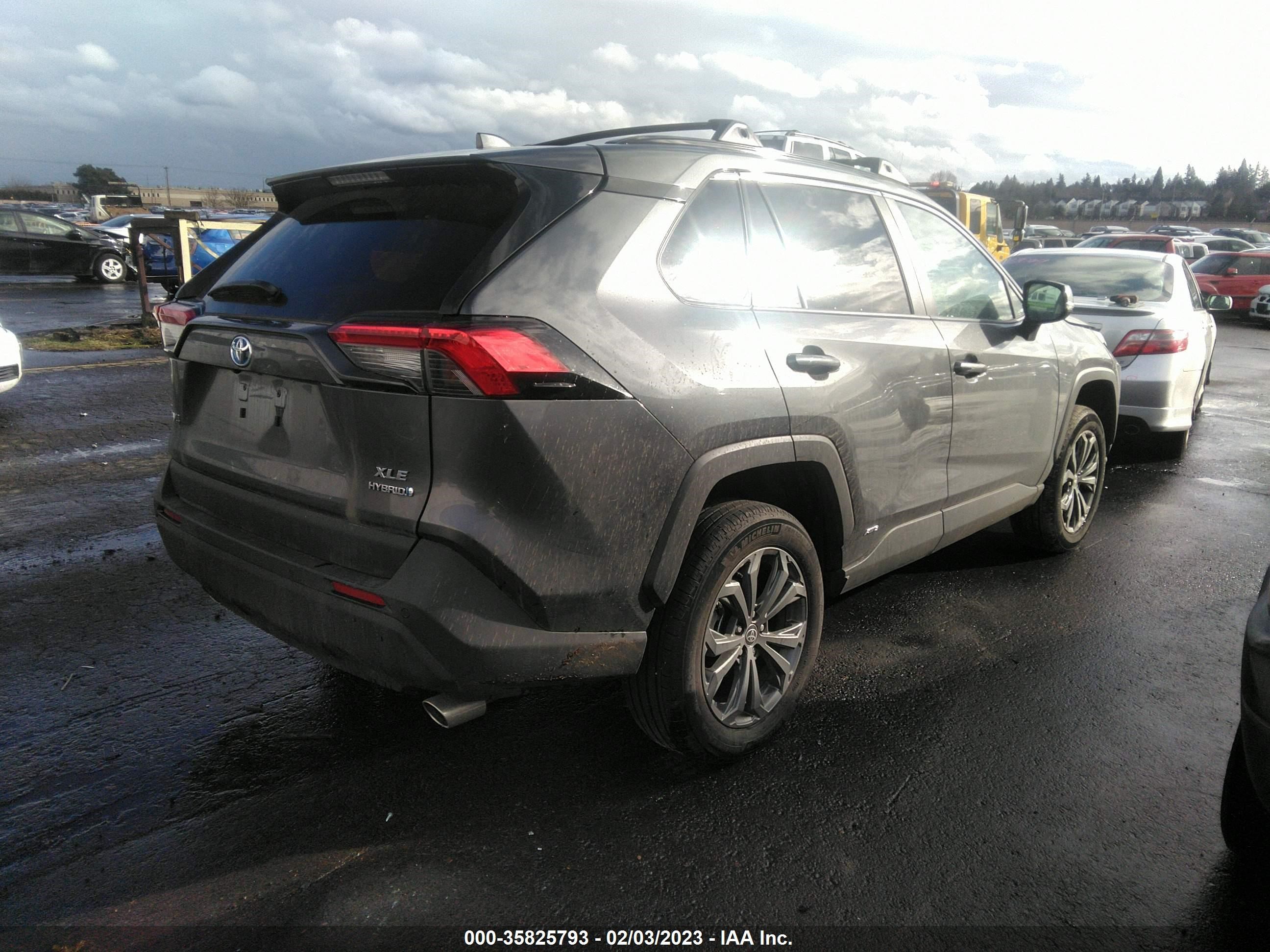 Photo 3 VIN: 4T3B6RFV8NU073702 - TOYOTA RAV 4 