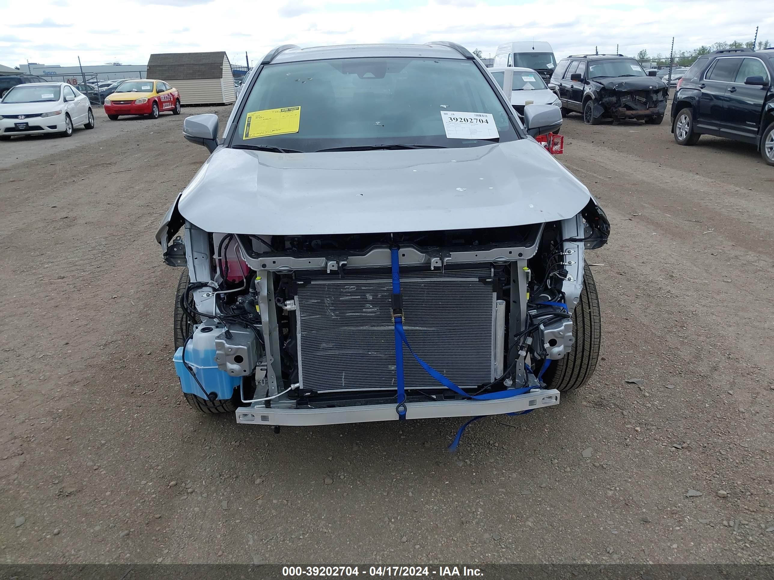 Photo 12 VIN: 4T3B6RFV9RU141057 - TOYOTA RAV 4 